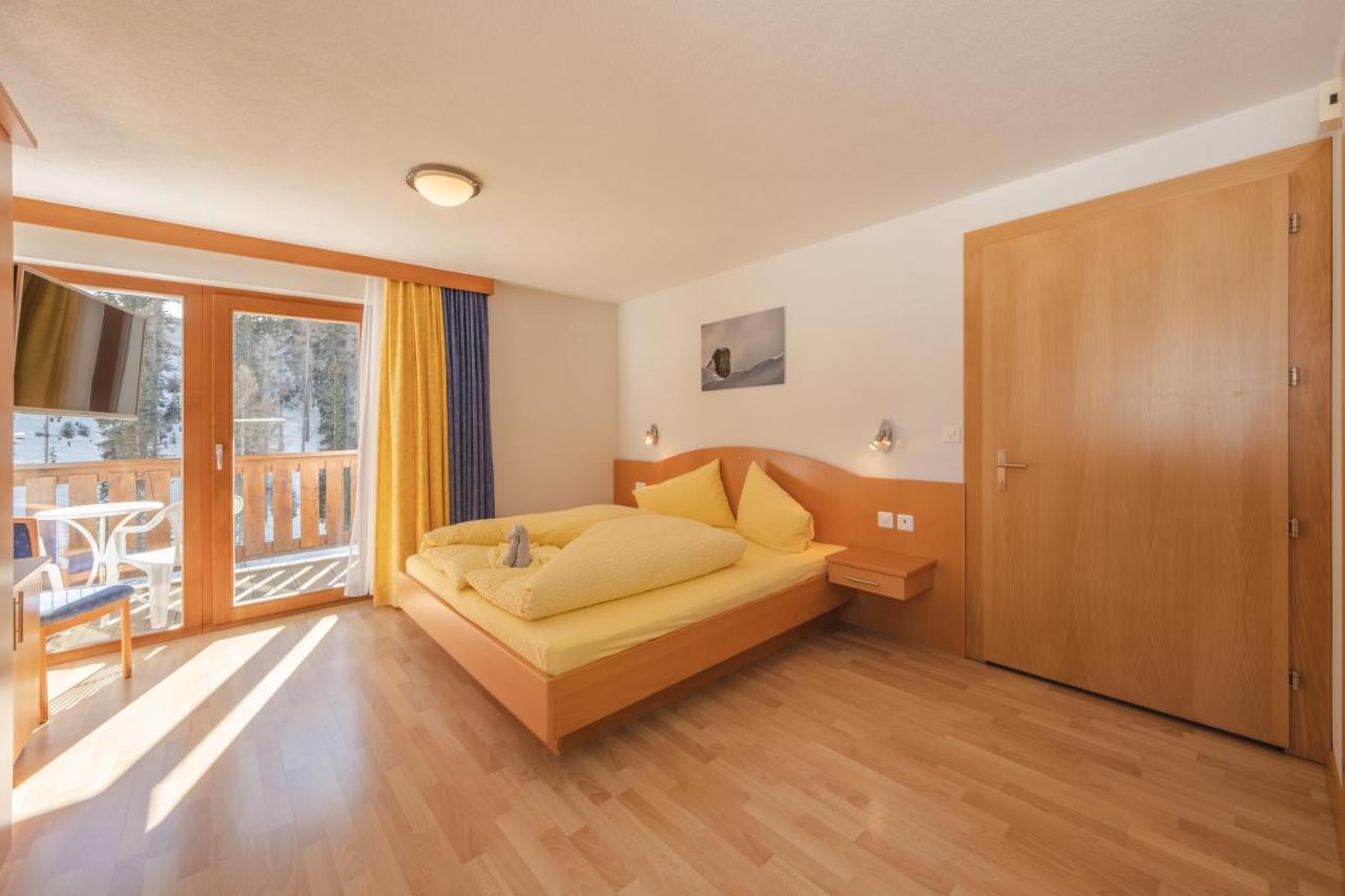 Jil-Marie Samnaun Studiowohnung Nummer 3 외부 사진